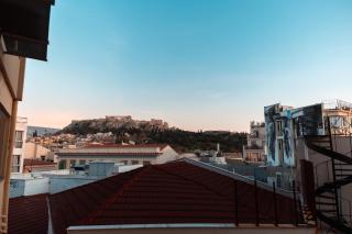 Parthenon Portrait Apartments - 3