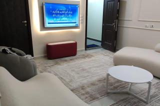 full furnished flat +big garden - ‘Ezbet `Abd el-Ḥamîd - 0