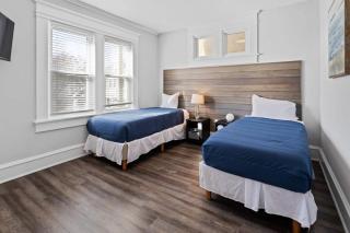 Modern 4BR 2BA Apt Steps to the Beach Open Living - Atlantic City - 7