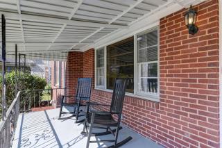 The Duke - Pet Friendly - 6