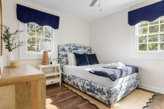 Blue Haven of Rosewood - Columbia - 9