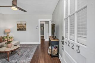 Revamped 3BR Oasis - Forest Dr - 5