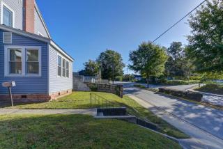 Spacious Home on Gervais - 4BR - 4