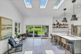 Forest Acres 5BR - Pool - Columbia - 3