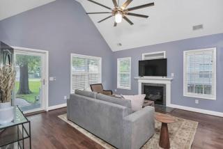 Spacious 4BR with Loft Bedroom - Columbia - 3