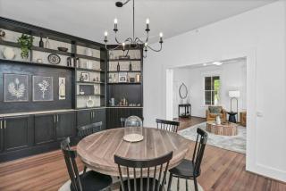 Melrose Heights 3BR - 1