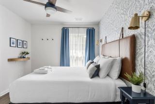 WeCo Duplex -8 BR- Sleeps 16 - West Columbia - 7