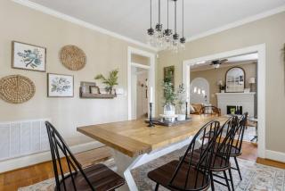 Lush 4BR on Lincoln - Columbia - 9