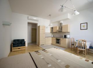 Gozsdu Spacious Apartment - Budapeste - 4
