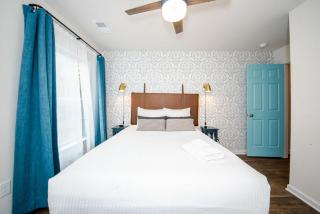 Fun 4BD w 75 inch TV - West Columbia - 3