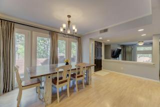 Trendy Columbia Townhome - Columbia - 1