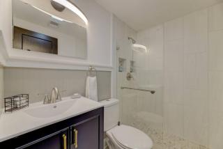 Double-Suite Apartment Home - Columbia - 8
