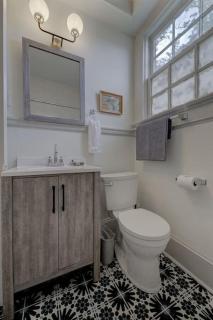 The Gem of Bull St. Downstairs - 1