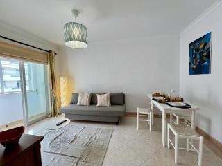 Quarteira Central Beach by Homing - Quarteira - 3