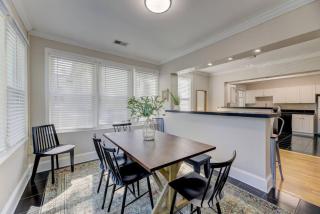 910 Sunset - Suite on Sunset - Columbia - 6