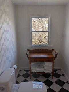 Hudson River Cliff House - Saugerties - 7