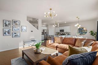 NEW! Family-friendly Home with Pool Table, King Beds - Windsor - 2