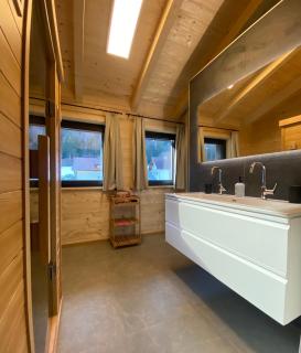 Entspannen im Holzchalet mit Panoramablick, Ruhe und Infrarotsauna - Hermagor - 1