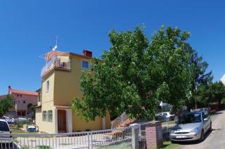 Ferienwohnung in Fažana mit Garten und Grill - Valbandon - 0