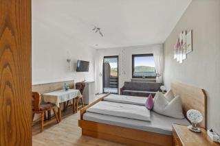 Geräumiges Ferienhaus Mit Garten In Rittsteig - Neukirchen beim Heiligen Blut - 3