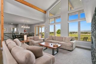 Luxury Home with Spectacular Rocky Mountain Views! - Eaton - 4