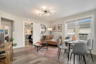 Charming Old Town Bungalow with Free Cruiser Bikes - Fort Collins - 4