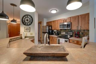 Upscale Condo with Balcony Less Than half Mi to Ski Resort - 1