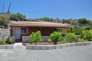 Helles Ferienhaus mit zwei Schlafzimmern, eigener Veranda, WLAN und vielen Extras - Guía de Isora - 9