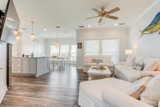 Less Than half Mi to Beach Waterfront Dauphin Island Home - Dauphin Island - 8