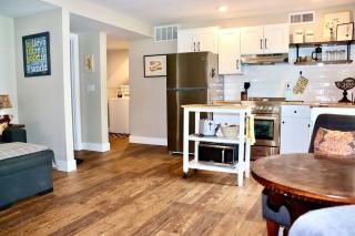 Cute and Cozy Apt near Blacktail and Flathead Lake - Somers Sunset Suite - Somers - 0