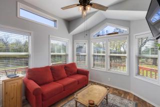 Sweet Dove Cottage has Walking Trails with Fishing Pond fun place to stay and play - 9