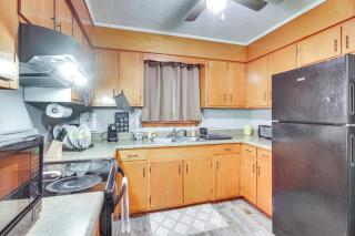 Quiet and Cozy Rembert Home about 9 Mi to Air Force Base - 2