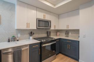 Exclusive-Walk to Golf, Shopping & Dining-King Bed N268 - Scottsdale - 5