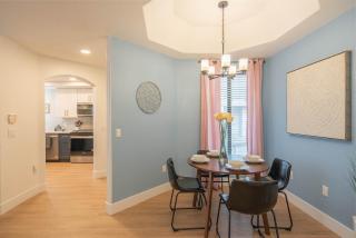 Premium Patio Lounge Remodeled 1-King 1BR Suite - 9