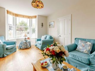 3 Bed in Charmouth DC121 - Charmouth - 8