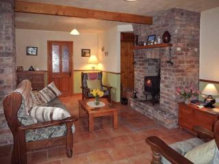 Sheans Holiday Cottage Killarney by Trident Holiday Homes - 5