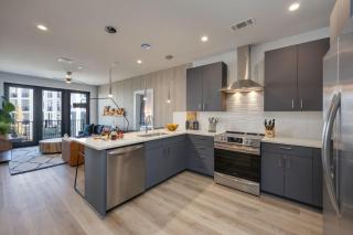 Americana-2 Side-by-Side Units-West End Nashville - Nashville - 9