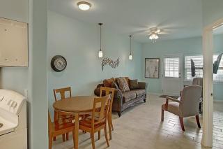 Captain Quarter's 1 bedrm unit at Sea Isle Village - 6