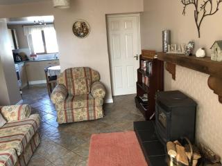 Grove Fort Self Catering Farmhouse - Finnis - 1