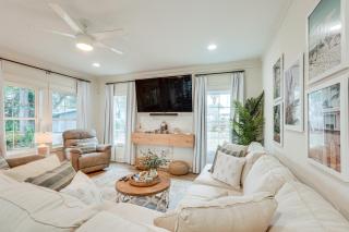 Chic Panama City Beach Home, Walk to Laguna Beach! - Panama City Beach - 0