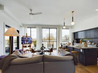 Fox Quads Escape-4 Suite Combo-12 South - Nashville - 2