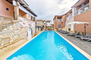 Klimatisierte Wohnung in Tar mit Garten, Terrasse und Grill - Poreč - 0