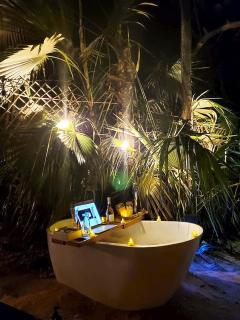 Tulixx Cayman Villa - - 9