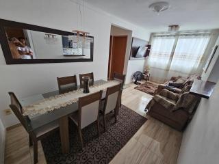 Lindo e Aconchegante - Apartamento em condomínio fechado - 0