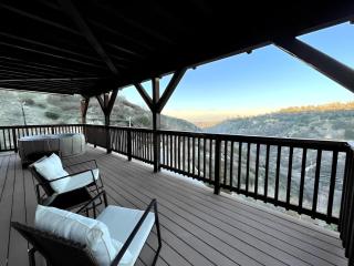 NEW & Luxurious House, hot tub & amazing views - Lake Arrowhead - 7