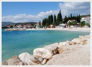 Villa Mediteran, Kleine Ferienwohnung Mit Terrasse - Trogir - 1