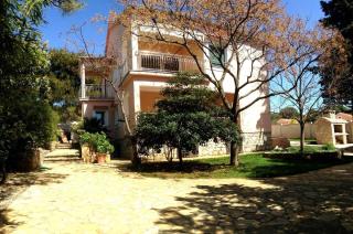 Großzügige Ferienwohnung mit Balkon und Gartennutzung in der Nähe von Zadar - Bibinje - 9