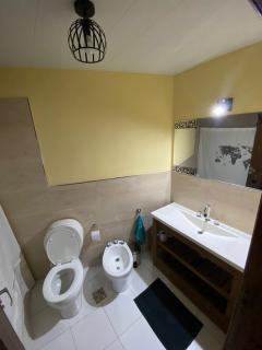 AMPLIA CASA EN VILLA DEL DEPORTISTA - Necochea - 1