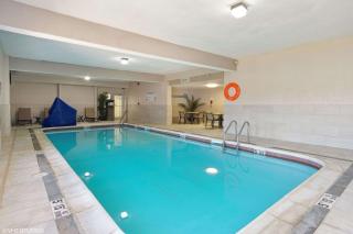 Quality Inn & Suites Morgantown - University Area - Morgantown - 4