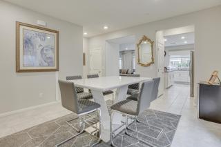 Spacious Las Vegas Home with Patio, 17 Mi to Strip! - Las Vegas - 1